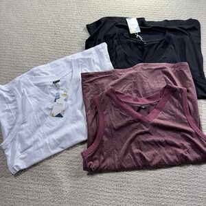 SUNBS Women's Lot Of 3 Sleeveless Vneck Shirts Size Large NWT